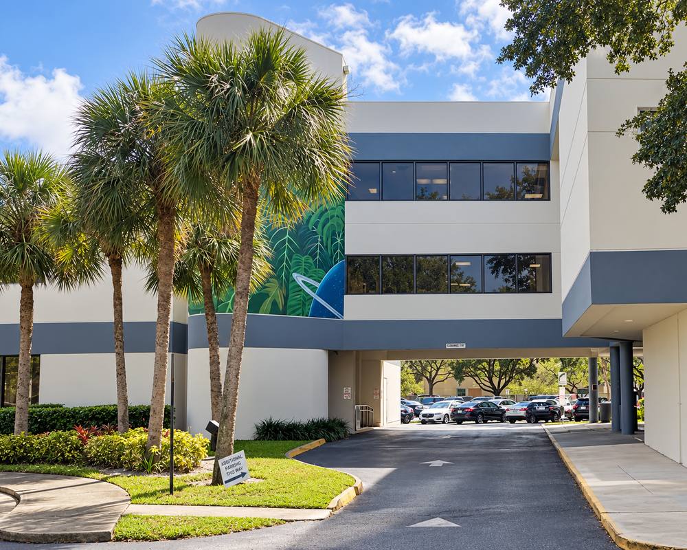 The HAIROCKET clinic building in Tamarac, Florida
